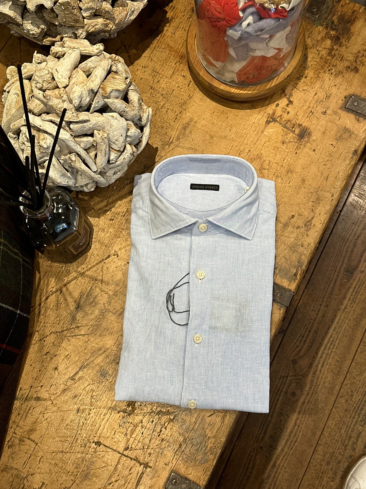 Spring street camicia azzurra a righe in lino